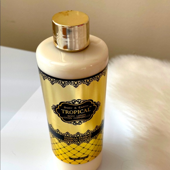 Body & Earth Tropical Vanilla Lotion - Picture 1 of 3